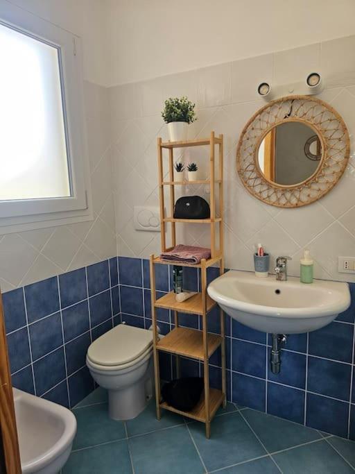 Villa La Casa Di Ludo Is Traias Esterno foto