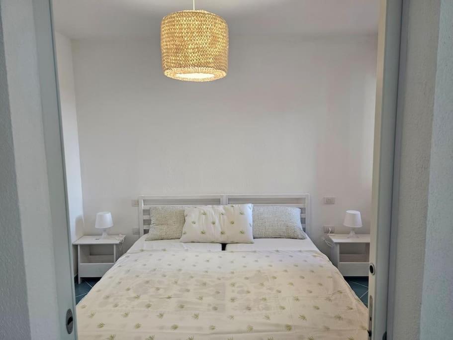 Villa La Casa Di Ludo Is Traias Esterno foto